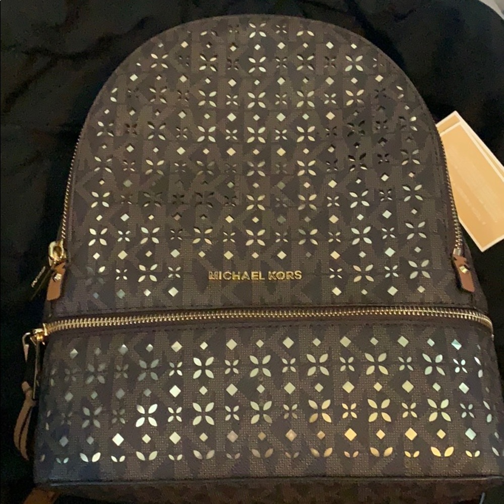 NWT Michael Kors RHEA Zip Backpack